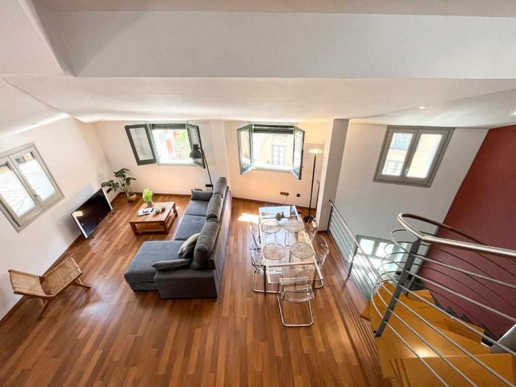 Apartament Loft Cort Reial Atico In The Heart Of The Old Town Girona Zewnętrze zdjęcie
